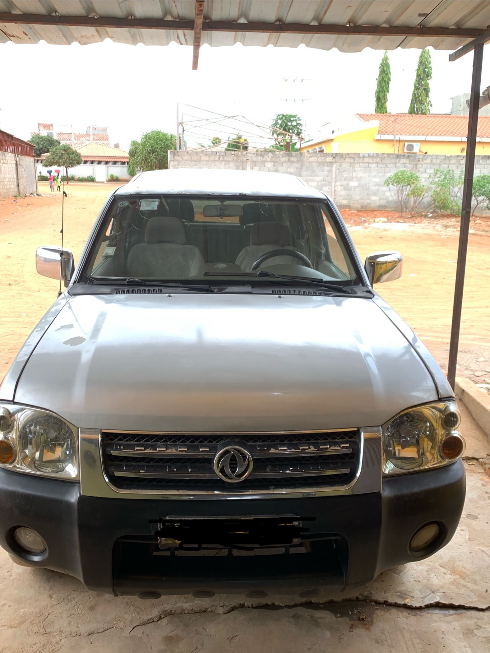 Nissan Paladin (2006)