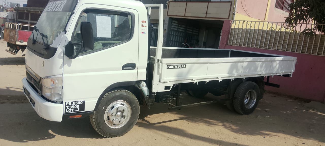 Mitsubishi Canter