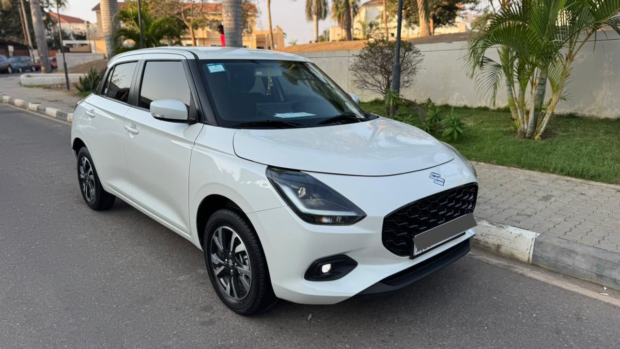 SUZUKI SWIFT ÚLTIMO MODELO