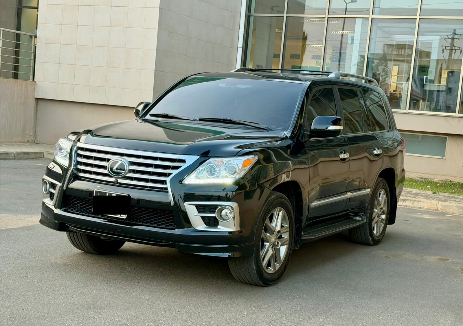 LEXUS LX 570s